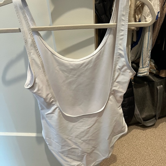 Wife of the party bathing suit (medium/small). - Picture 4 of 4